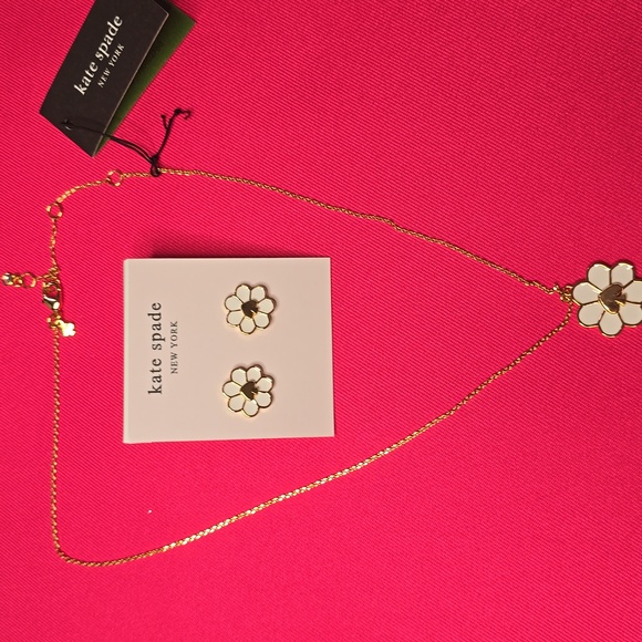 Kate spade jewelry set Retail $185 - Picture 6 of 8